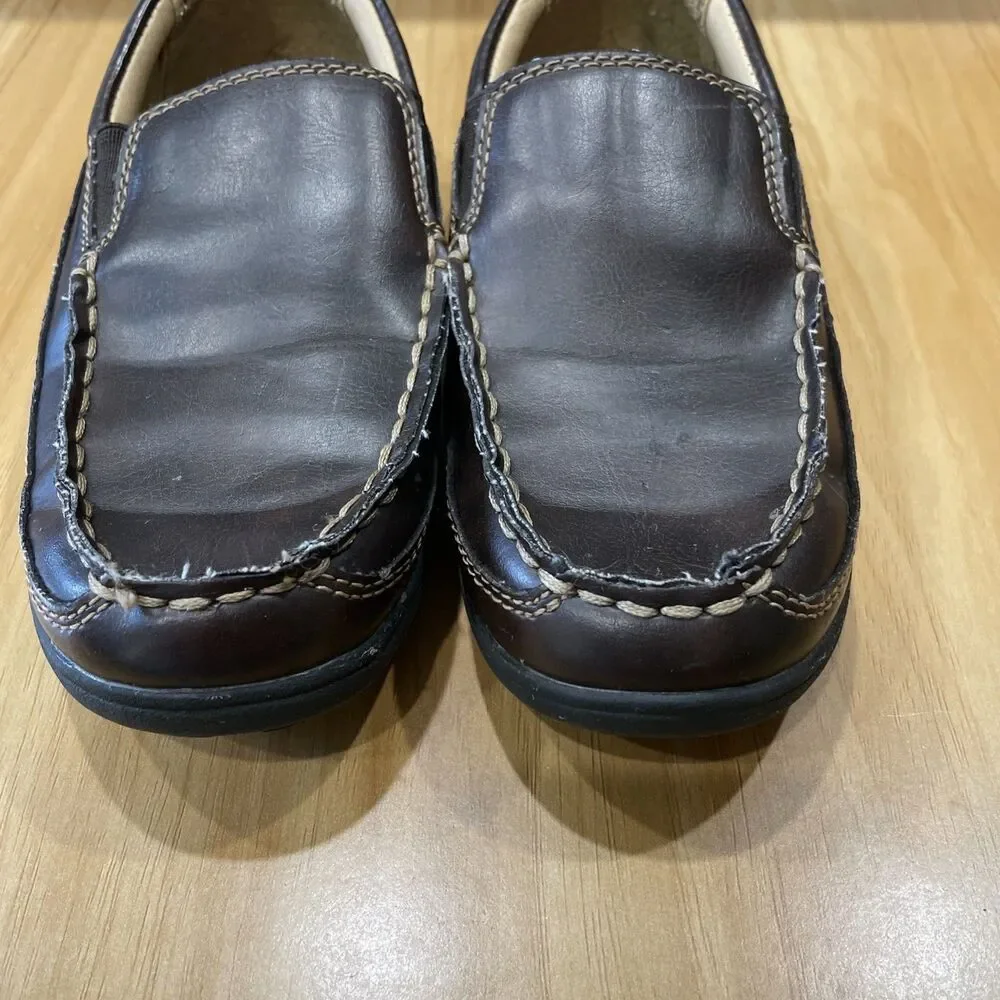 Madison Avenue Boys Size 13 1/2 M Loafers Little Tear Next To The Size Label